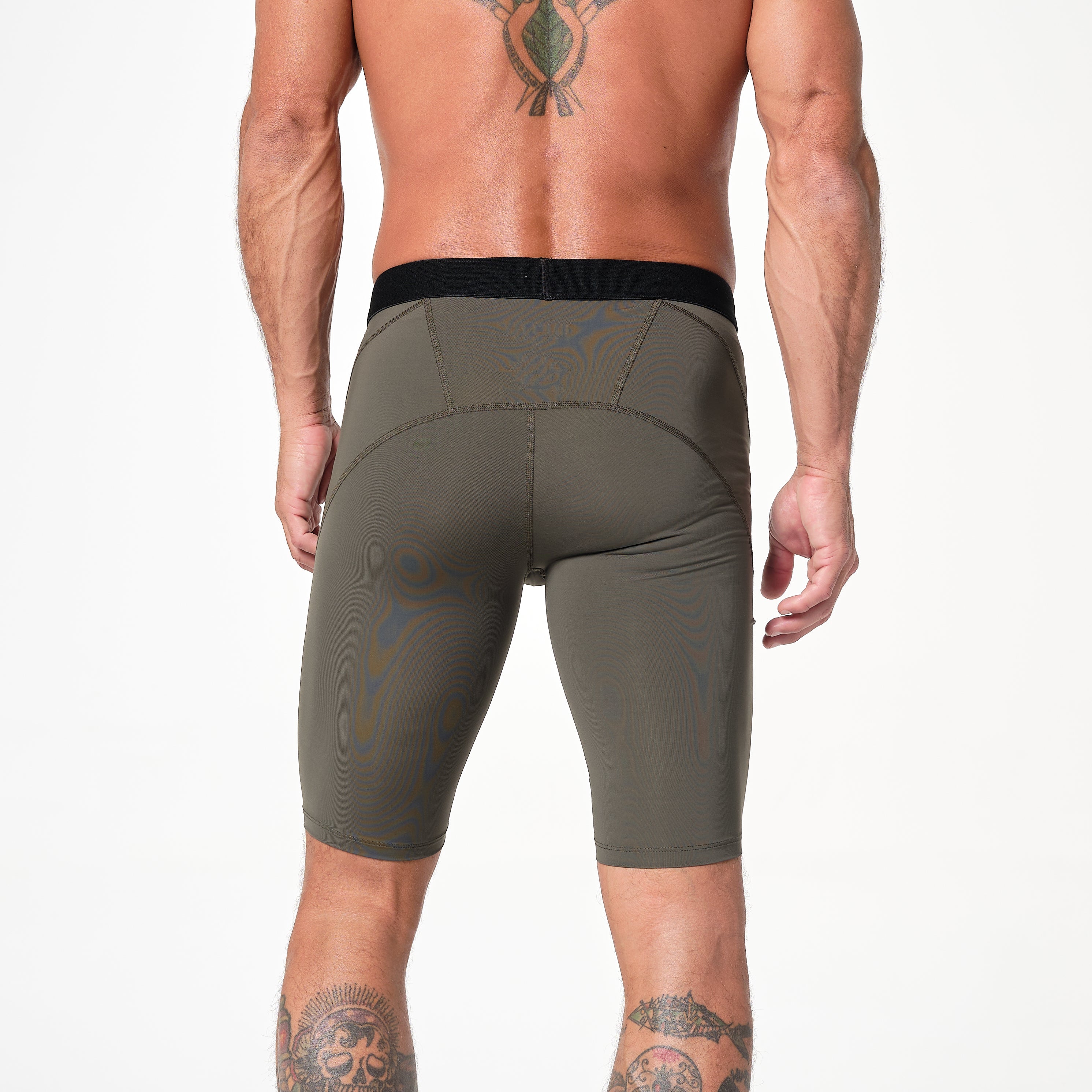 ACTIVE Ax COMPRESSION SHORTS
