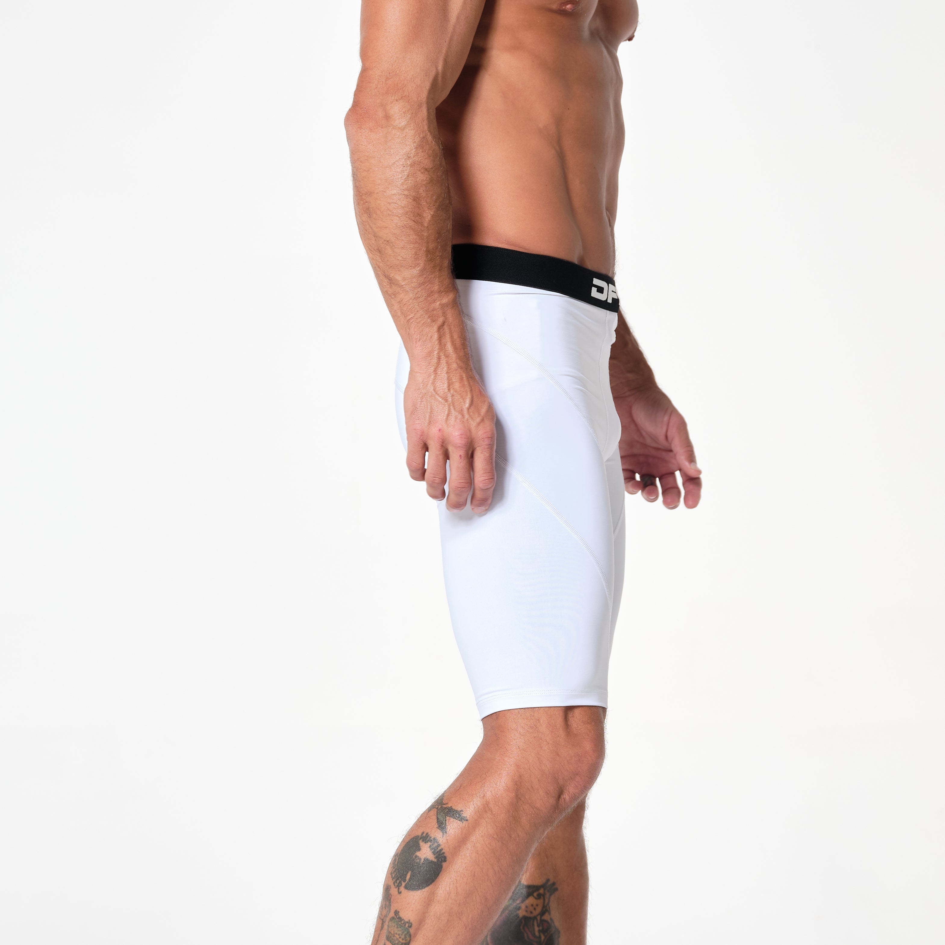 ACTIVE Ax COMPRESSION SHORTS